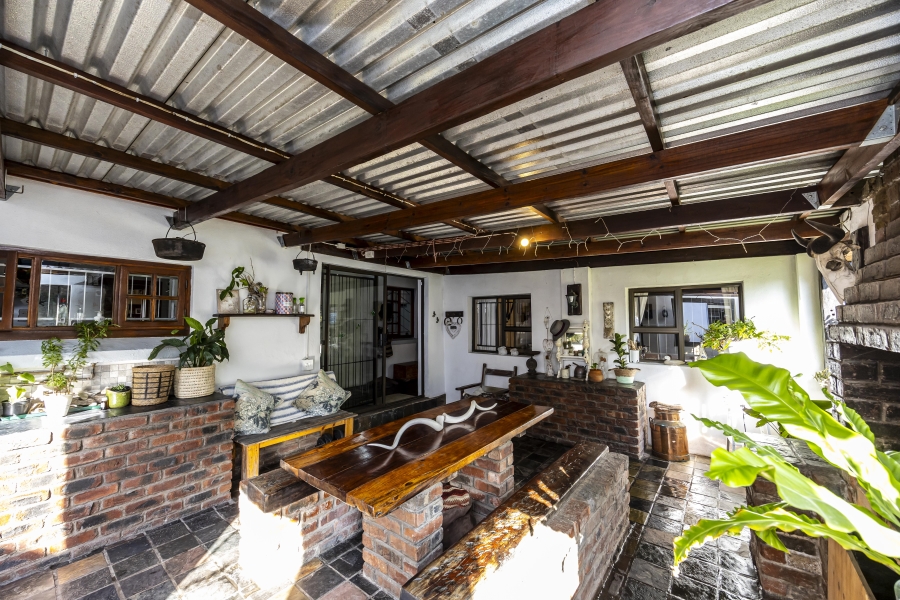 3 Bedroom Property for Sale in Cambridge Eastern Cape